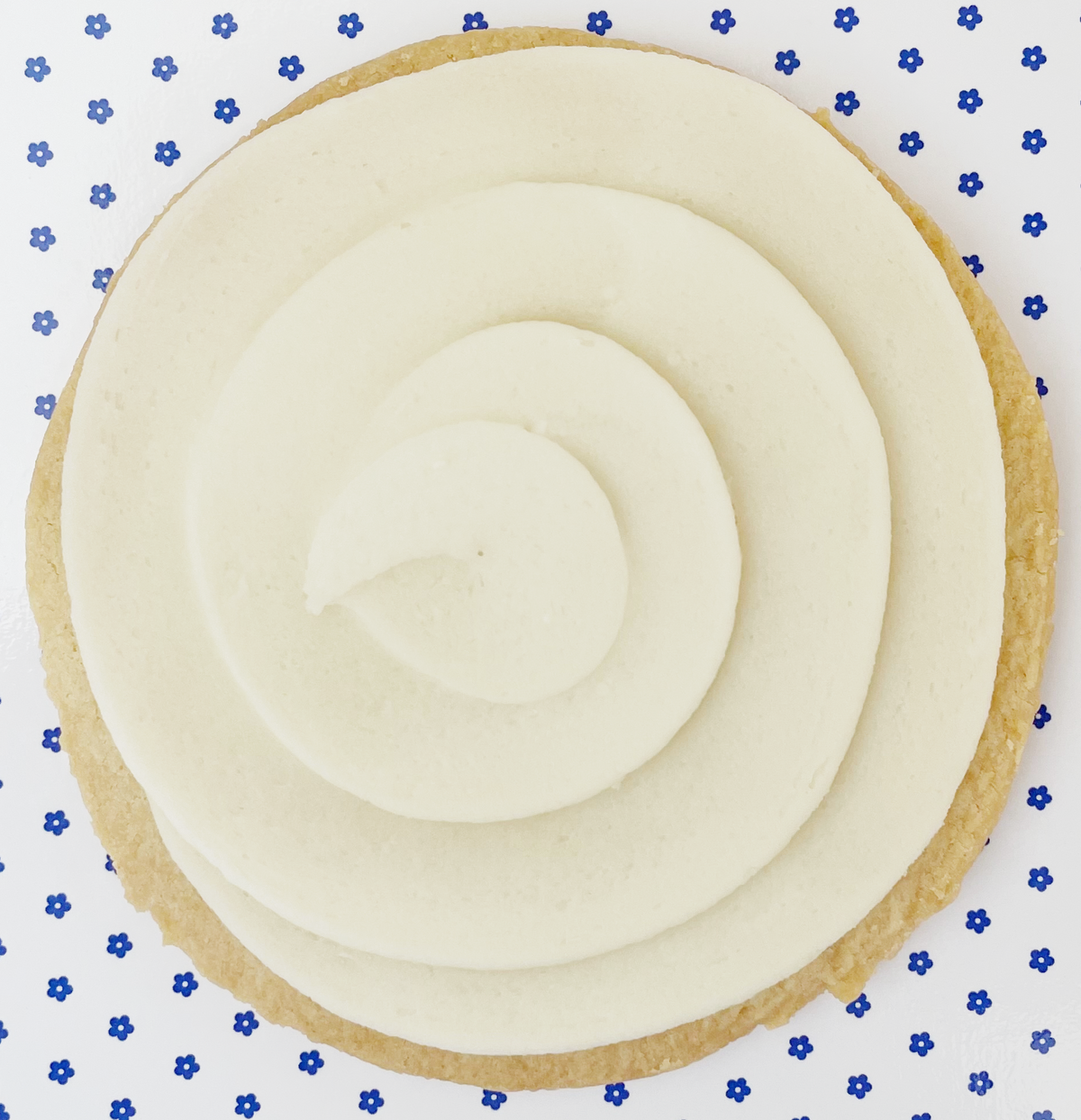 White Frosted 2.5 oz. Shortbread